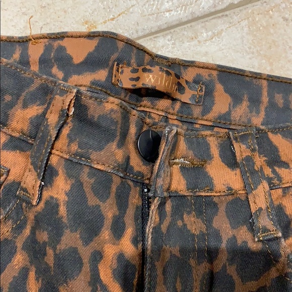 Joe’s Wild Print Skinny - Picture 2 of 4
